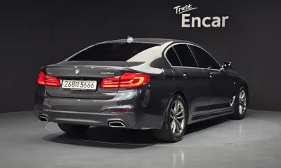BMW 5-Series 2020, 164972 км, за 16404.1 USD