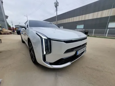 Kia K8 2025, 13508 км, за 16251.7 USD