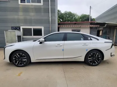 Kia K8 2025, 13508 км, за 16251.7 USD