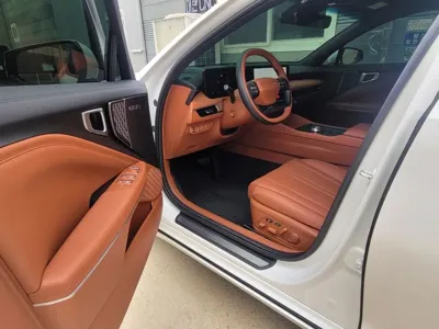 Kia K8 2025, 13508 км, за 16178.1 USD - фото 8