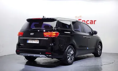 Kia Canival 2019, 50111 км, за 9778.66 USD