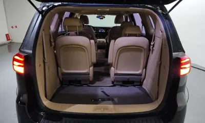 Kia Canival 2019, 50111 км, за 9778.66 USD - фото 20