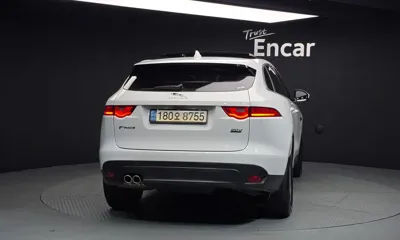 Jaguar F-Pace 2018, 166029 км, за 6429.17 USD
