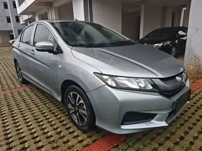 Honda City 2016, 74700 км, за 4497.34 USD