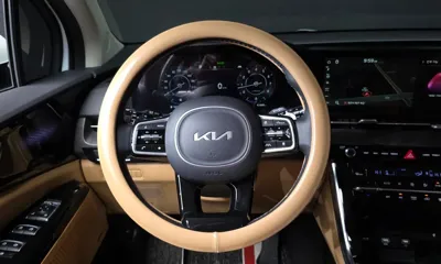 Kia Canival 2023, 41899 км, за 27419.88 USD - фото 13