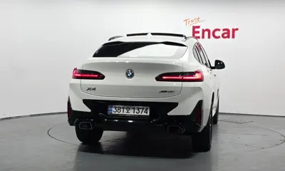 BMW X4 2024, 33776 км, за 40390.9 USD