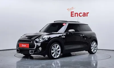 MINI Cooper · 2020 год