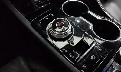Kia K5 2020, 73418 км, за 12101.22 USD - фото 9