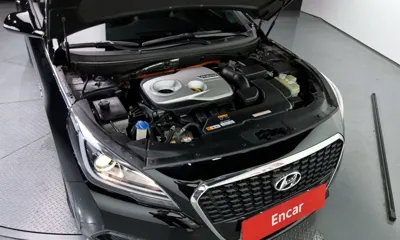 Hyundai Sonata 2015, 55660 км, за 8139.61 USD - фото 6
