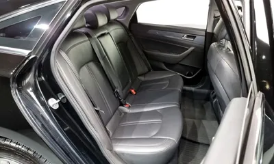 Hyundai Sonata 2015, 55660 км, за 8139.61 USD - фото 12