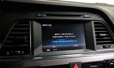 Hyundai Sonata 2015, 55660 км, за 8139.61 USD - фото 16