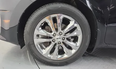 Kia Canival 2017, 97044 км, за 8385.88 USD