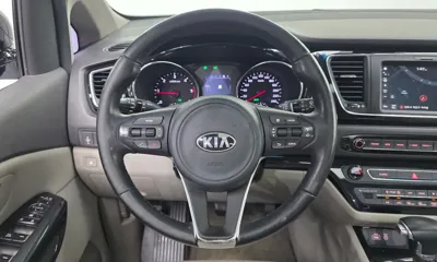 Kia Canival 2017, 97044 км, за 8385.88 USD - фото 13