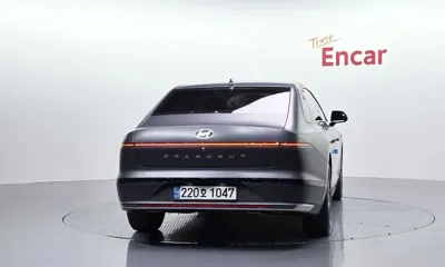 Hyundai Grandeur 2023, 35072 км, за 21012.25 USD