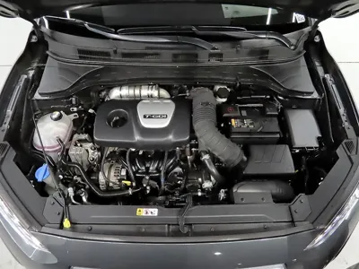 Hyundai Kona 2018, 128763 км, за 8125.85 USD - фото 19