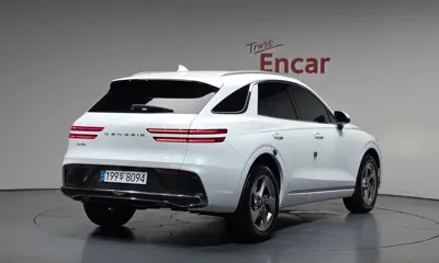 Genesis GV70 2025, 16012 км, за 29680.08 USD
