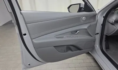 Hyundai Avante 2024, 19922 км, за 15796.65 USD - фото 24