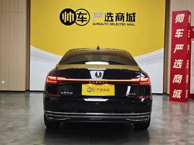 Volkswagen Passat 2024, 31600 км, за 17642.39 USD