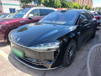 享界 享界S9T · 2025 год