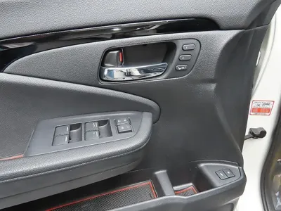 Honda Pilot 2019, 52087 км, за 17516.44 USD - фото 12