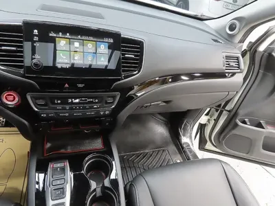Honda Pilot 2019, 52087 км, за 17516.44 USD - фото 14