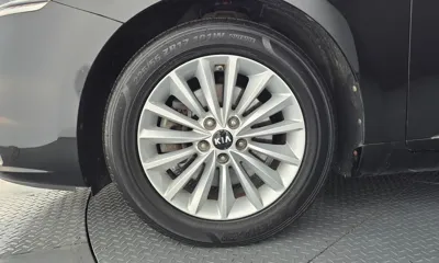 Kia K7 2016, 127189 км, за 6301.69 USD