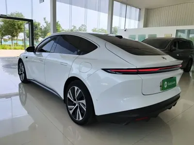 Nio ET5T 2024, 26000 км, за 25705.8 USD