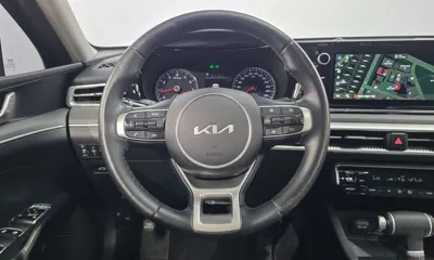 Kia K5 2023, 138310 км, за 11171.35 USD - фото 15