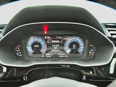 Audi Q3 2019, 62600 км, за 14262.76 USD
