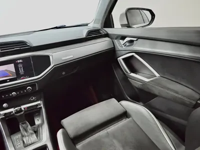 Audi Q3 2019, 62600 км, за 14262.76 USD - фото 10