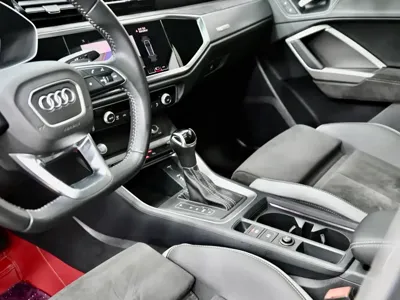 Audi Q3 2019, 62600 км, за 14262.76 USD - фото 16