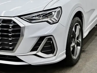Audi Q3 2019, 62600 км, за 14262.76 USD - фото 26