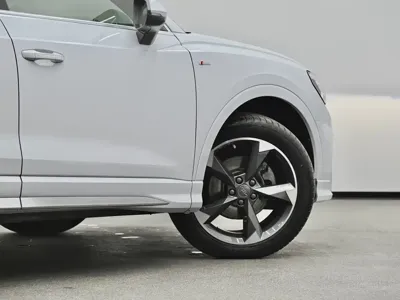 Audi Q3 2019, 62600 км, за 14262.76 USD - фото 30