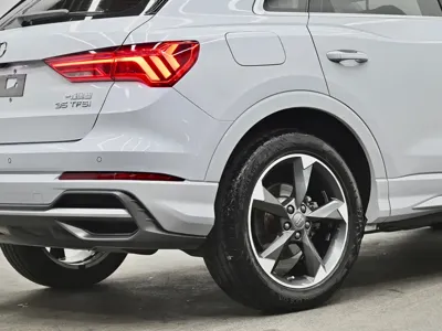 Audi Q3 2019, 62600 км, за 14262.76 USD - фото 31