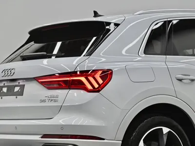 Audi Q3 2019, 62600 км, за 14262.76 USD - фото 32