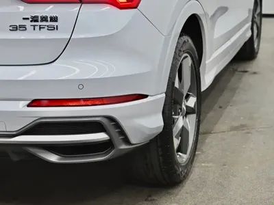 Audi Q3 2019, 62600 км, за 14262.76 USD - фото 33