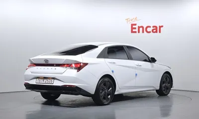 Hyundai Avante 2023, 38078 км, за 36490.74 USD