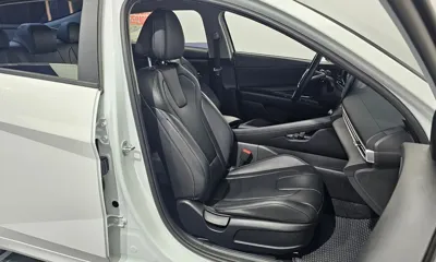 Hyundai Avante 2023, 38078 км, за 36198.46 USD - фото 26