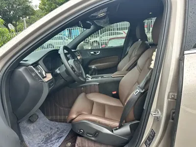 Volvo XC60 PHEV 2024, 40000 км, за 23280.12 USD - фото 8