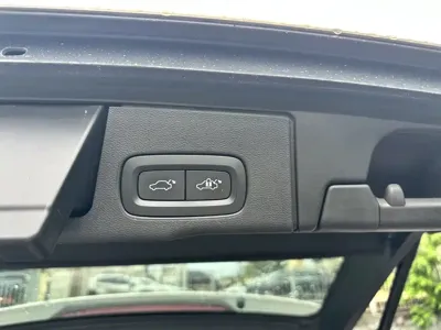 Volvo XC60 PHEV 2024, 40000 км, за 23280.12 USD - фото 19