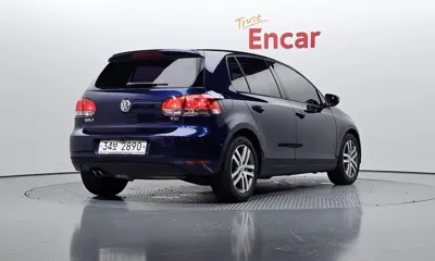 Volkswagen Golf 2012, 130057 км, за 3282.03 USD