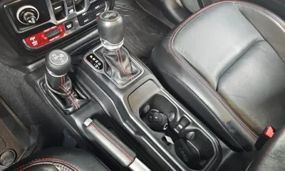 Jeep Wrangler 2019, 32784 км, за 27684.17 USD - фото 9