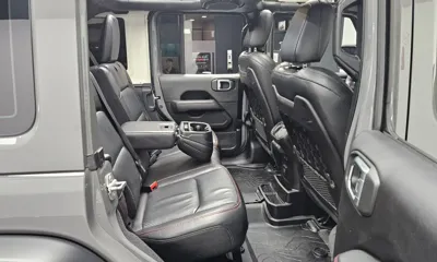 Jeep Wrangler 2019, 32784 км, за 27684.17 USD - фото 12