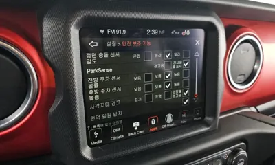 Jeep Wrangler 2019, 32784 км, за 27684.17 USD - фото 16