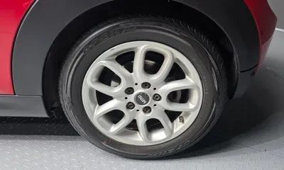 MINI Cooper 2015, 104885 км, за 3938.56 USD
