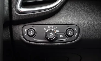 ChevroletGMDaewoo Trax 2018, 141494 км, за 4004.2 USD - фото 20
