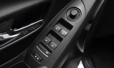 ChevroletGMDaewoo Trax 2018, 141494 км, за 4004.2 USD - фото 28