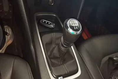 Chevrolet Cavalier 2019, 68600 км, за 5630 USD - фото 16