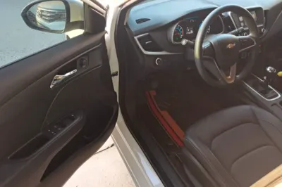 Chevrolet Cavalier 2019, 68600 км, за 5630 USD - фото 18