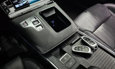 Hyundai Grandeur 2023, 39050 км, за 17120.58 USD - фото 9